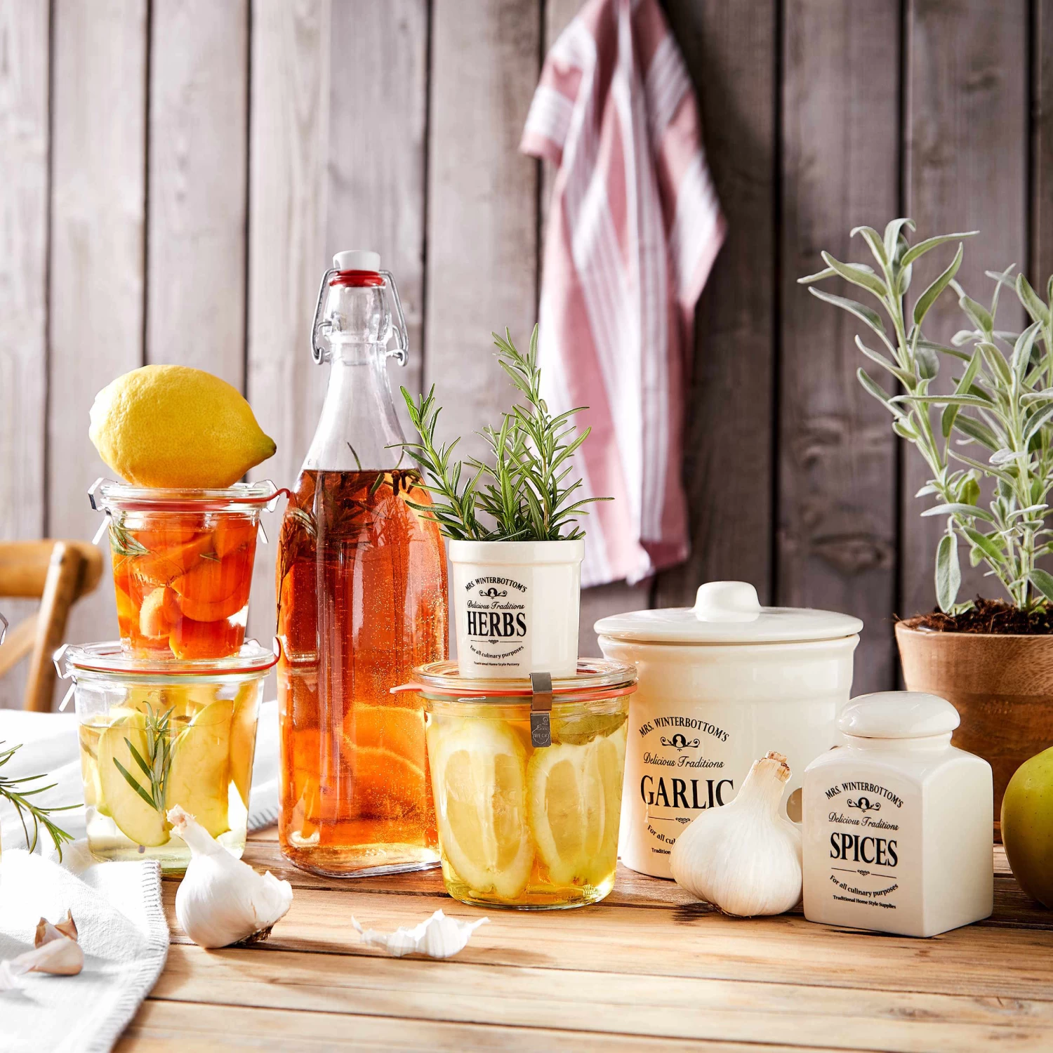 Knoblauchtopf Ø 14 Cm MRS. WINTERBOTTOM'S In Creme 6 Knoblauchtopf Ø 14 Cm MRS. WINTERBOTTOM'S In Creme – Bild 4