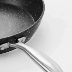 Pfanne Ø28cm SALSA In Anthrazit 12 Pfanne Ø28cm SALSA In Anthrazit -Zuhause Dekoration Store butlers pfanne o28cm salsa in anthrazit 4