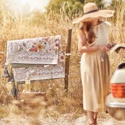 Picknickdecke L 175 X B 154cm BETWEEN FLOWERS In Creme -Zuhause Dekoration Store butlers picknickdecke l 175 x b 154cm between flowers in creme 8