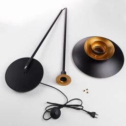 Stehleuchte SINGAPUR In Schwarz -Zuhause Dekoration Store butlers stehleuchte singapur in schwarz 12