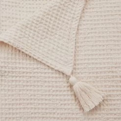 Tagesdecke HONEY COMB In Beige -Zuhause Dekoration Store butlers tagesdecke honey comb in beige 4