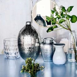 Vase Höhe 35 Cm INDIRA In Silber 15 Vase Höhe 35 Cm INDIRA In Silber -Zuhause Dekoration Store butlers vase hohe 35 cm indira in silber 5