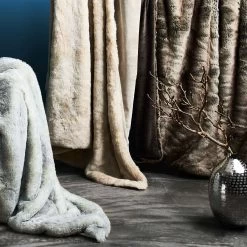 Vase Höhe 35 Cm INDIRA In Silber 16 Vase Höhe 35 Cm INDIRA In Silber -Zuhause Dekoration Store butlers vase hohe 35 cm indira in silber 6